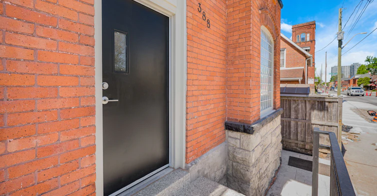 #2-388 Wilson Street, Hamilton, ON, L8L 1S9 - 2