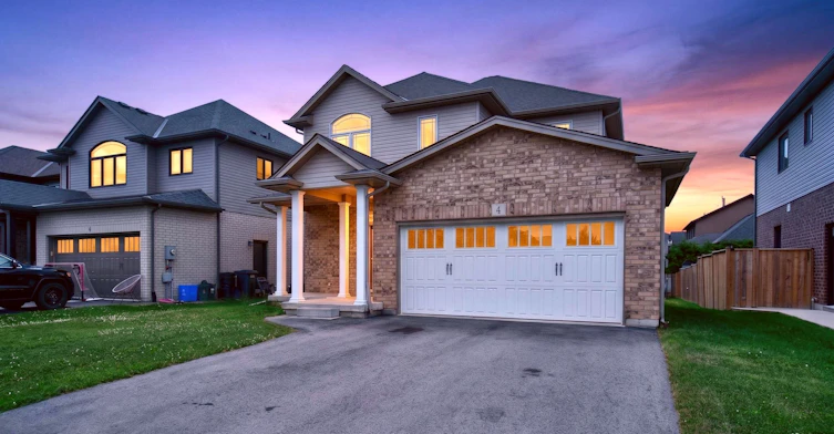 4 Bergenstein Crescent, Pelham, ON, L3E 0G7 - 2