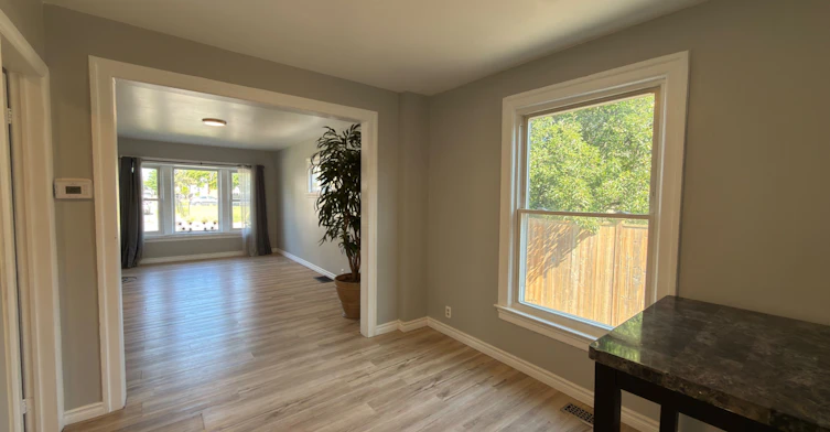 5082 Saint Lawrence Avenue, Niagara Falls, ON, L2E 3Y8 - 6