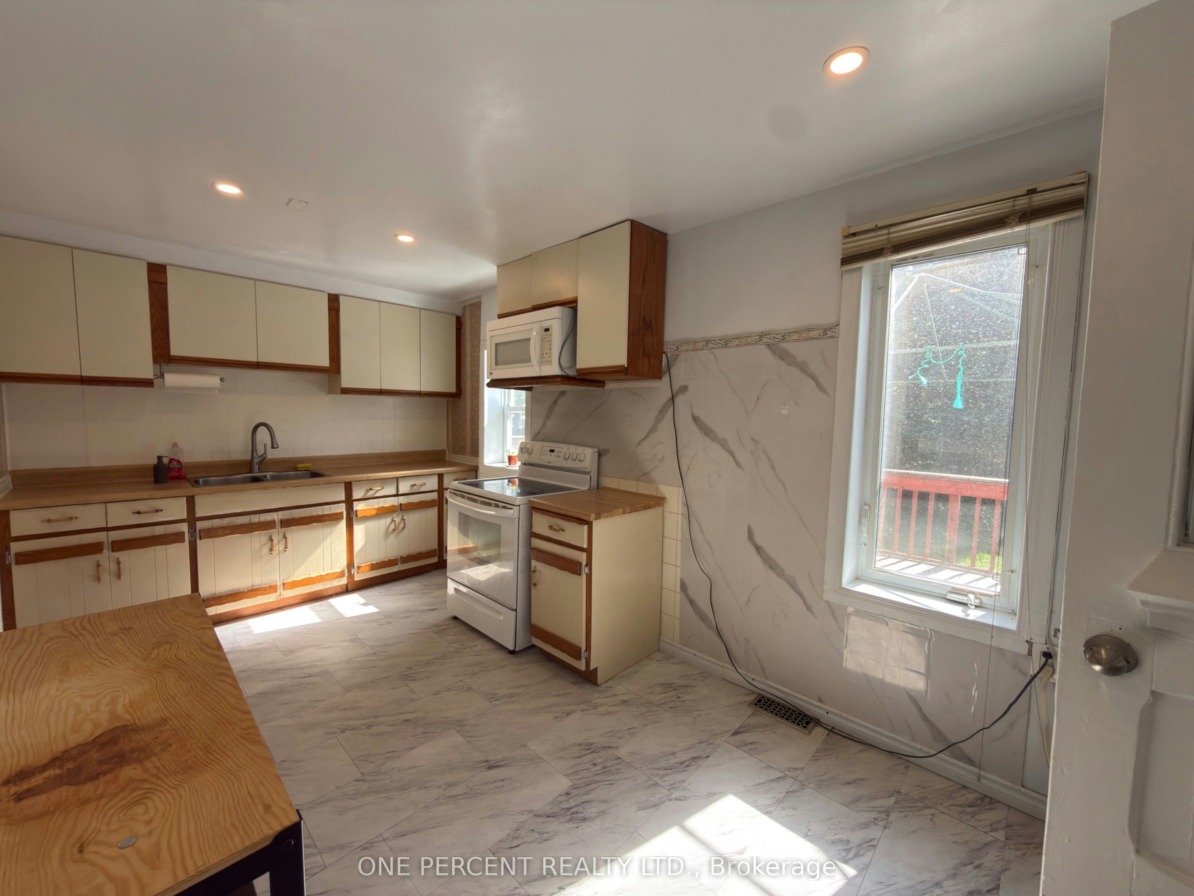 5082 Saint Lawrence Avenue, Niagara Falls, ON, L2E 3Y8 - 11