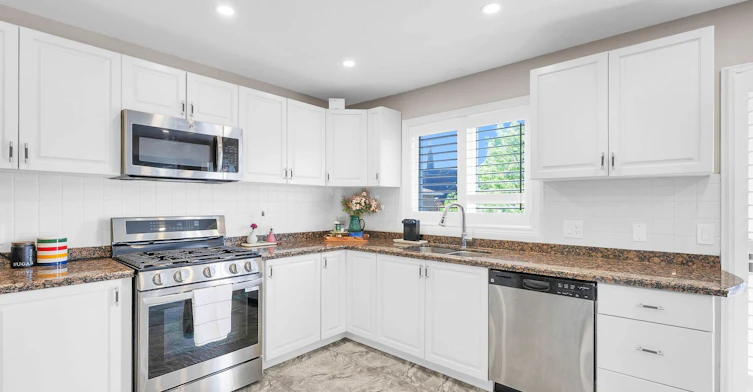 3 Haskins Court, Hamilton, ON, L8K 6R1 - 16
