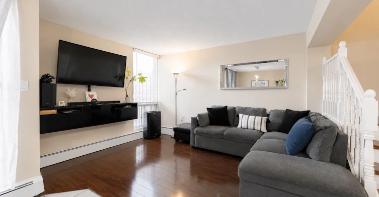 111-75 Glenburn Court, Hamilton, ON, L8E 1C7 - 5