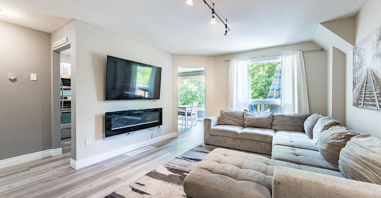 63 Wood Grove Crescent, Cambridge, ON, N1T 2A1 - 7