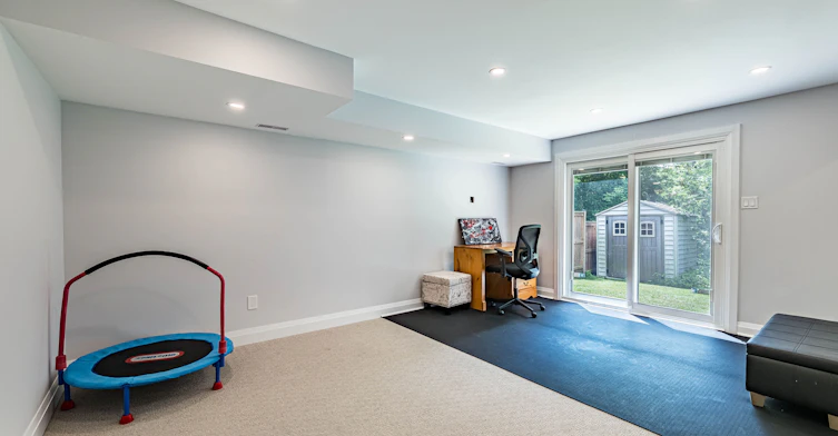 63 Wood Grove Crescent, Cambridge, ON, N1T 2A1 - 35