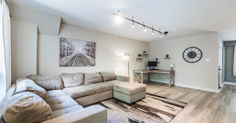 63 Wood Grove Crescent, Cambridge, ON, N1T 2A1 - 8