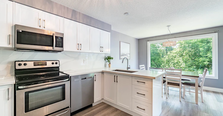63 Wood Grove Crescent, Cambridge, ON, N1T 2A1 - 11