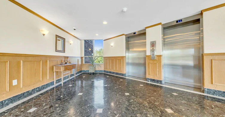 611-30 Blue Springs Drive, Waterloo, ON, N2J 4T2 - 9