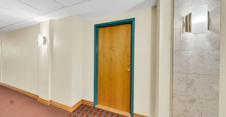 611-30 Blue Springs Drive, Waterloo, ON, N2J 4T2 - 11