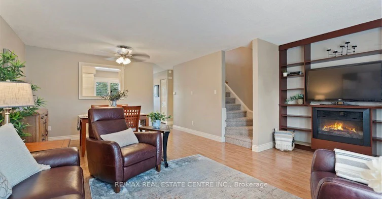 29-15 Green Valley Drive, Kitchener, ON, N2P 1K7 - 3