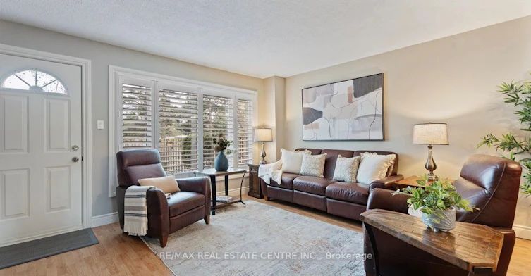 29-15 Green Valley Drive, Kitchener, ON, N2P 1K7 - 2
