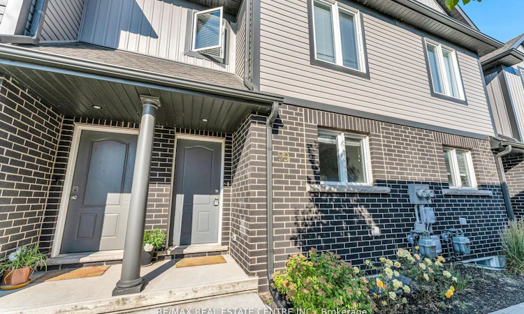 59-7768 Ascot Circle