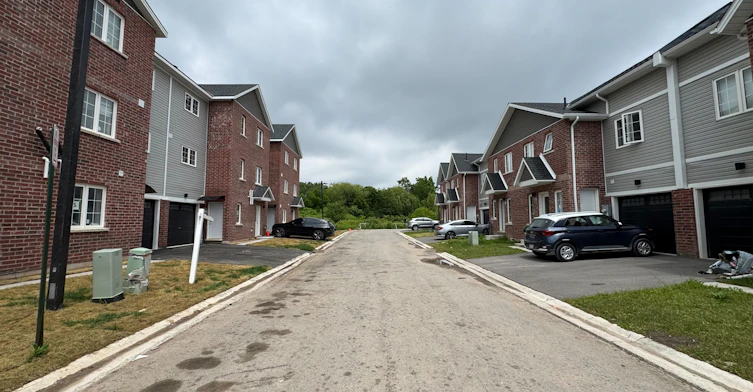(Main)-113 Highriver Trail, Welland, ON, L3C 0H6 - 25