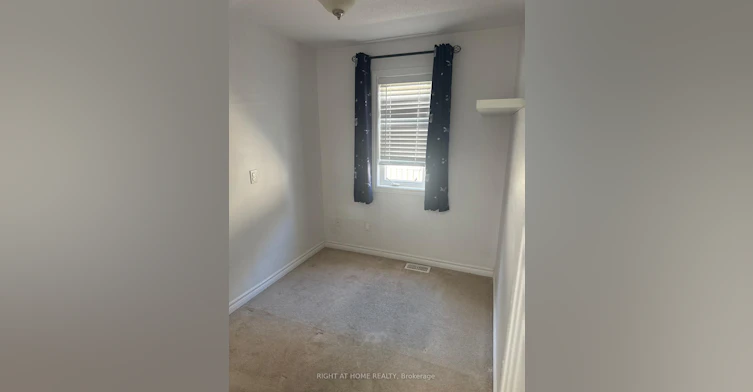 371 Vendevale Avenue, Ottawa, ON, K2P 0S4 - 8