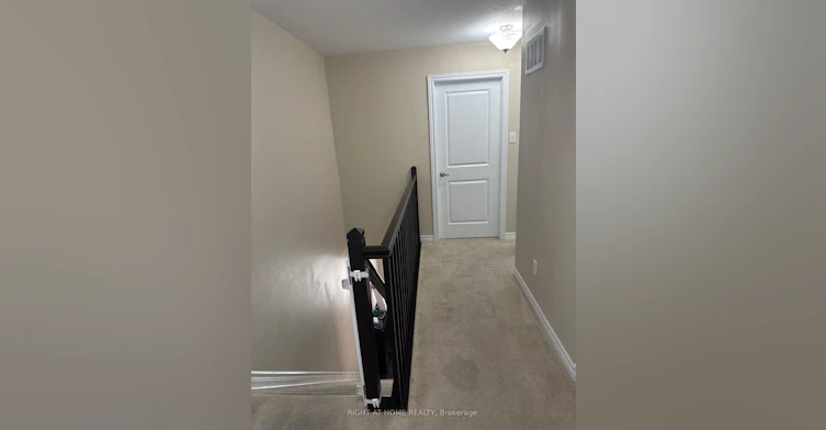 371 Vendevale Avenue, Ottawa, ON, K2P 0S4 - 11