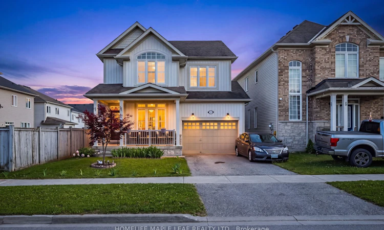 721 Cook Crescent