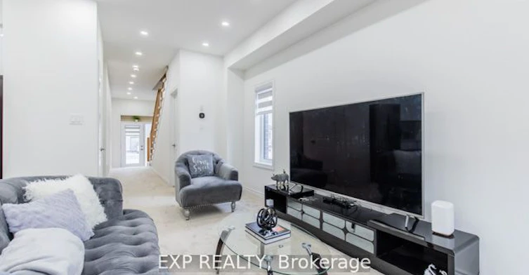 (Main)-12 Bowery Road, Brantford, ON, N3V 0A9 - 7