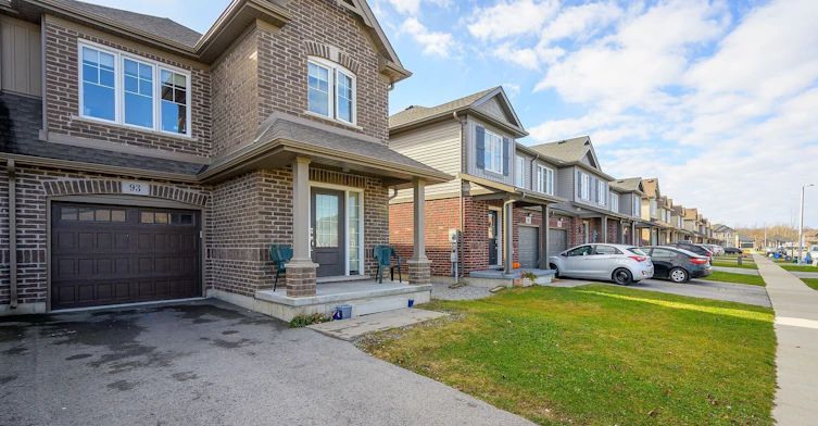 93 Heron Street, Welland, ON, L3C 0G8 - 2