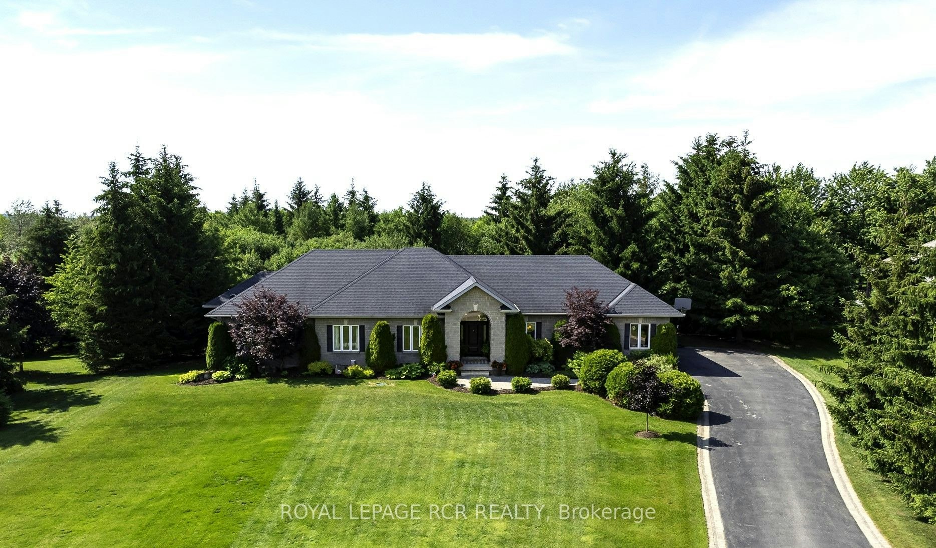 6 Brookhaven Crescent, East Garafraxa, ON, L9W 7L9