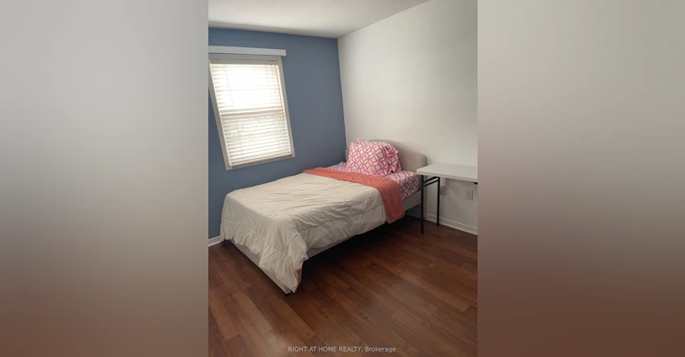 Room 1-33 Phair Crescent, London, ON, N5Z 5B5 - 9