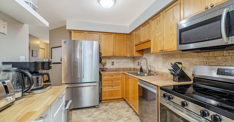 70-30 Imperial Road S, Guelph, ON, N1K 1Y2 - 11