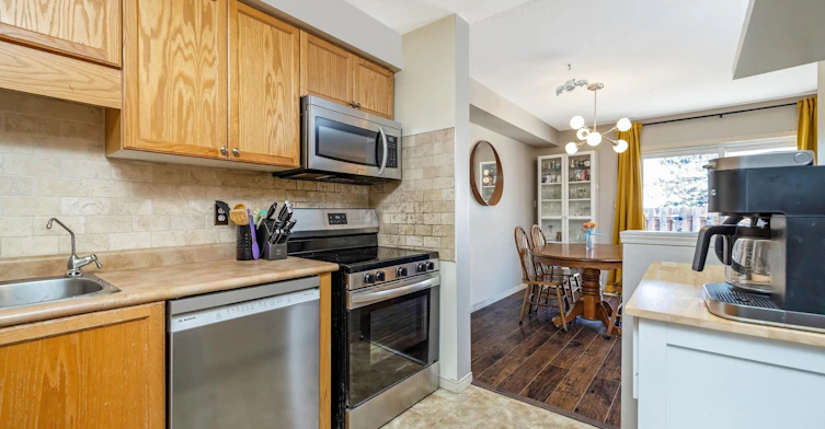 70-30 Imperial Road S, Guelph, ON, N1K 1Y2 - 13
