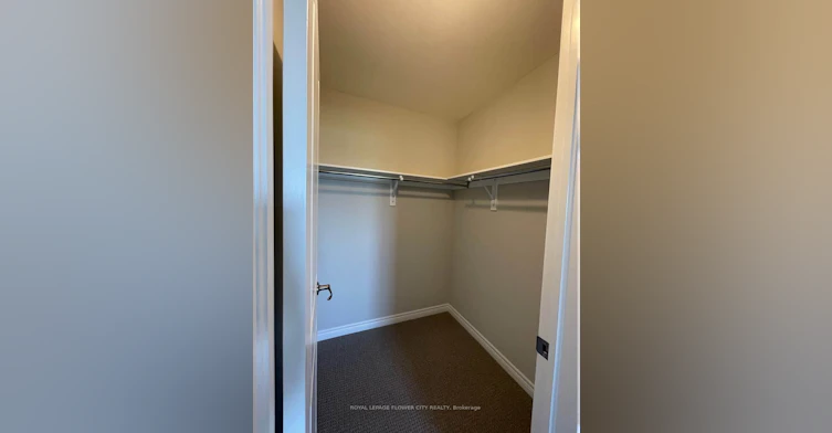 9 Sycamore Street, Welland, ON, L3C 0H8 - 8