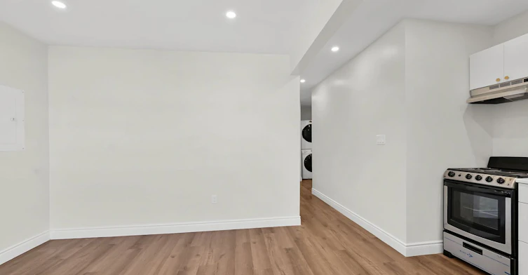 68 Kinrade Avenue, Hamilton, ON, L8L 6L6 - 5
