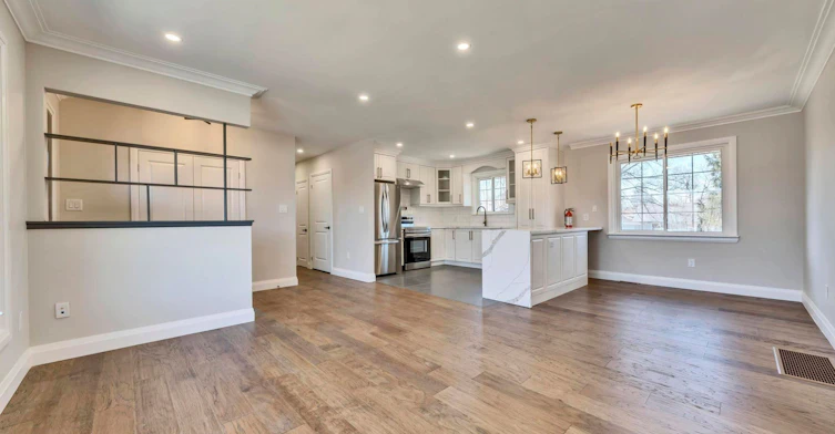 Main-43 White Street, St. Catharines, ON, L2N 1Z6 - 6