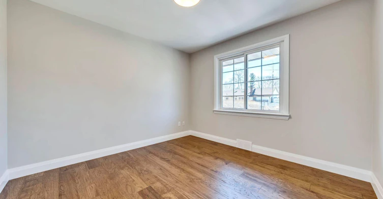 Main-43 White Street, St. Catharines, ON, L2N 1Z6 - 22