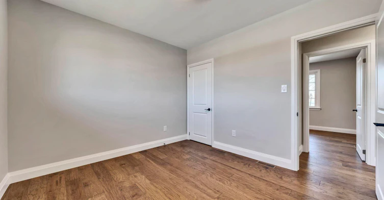 Main-43 White Street, St. Catharines, ON, L2N 1Z6 - 25