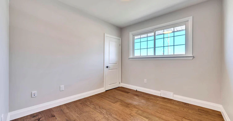 Main-43 White Street, St. Catharines, ON, L2N 1Z6 - 26