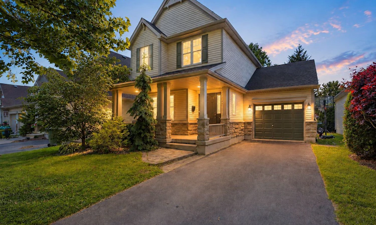 29 Augusta Crescent