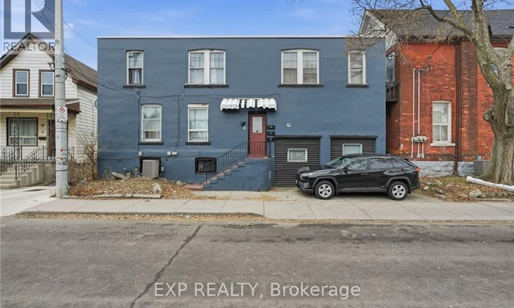 4 Rosemont Avenue