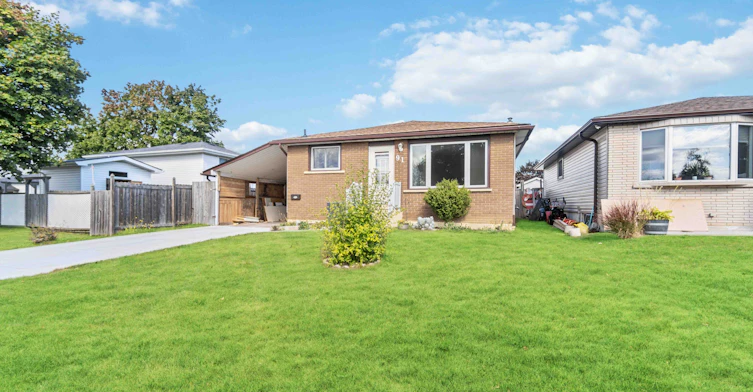 91 Boston (Lower) Crescent, Hamilton, ON, L8T 4N1 - 2