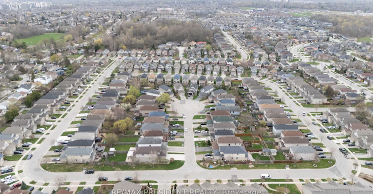 1565 Mickleborough Court, London, ON, N6G 5R6 - 43
