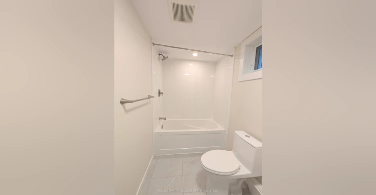 Lower-43 Second Avenue, Quinte West, ON, K8V 5M5 - 3