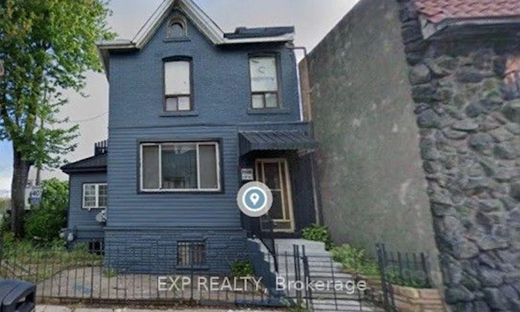 521 Barton Street E