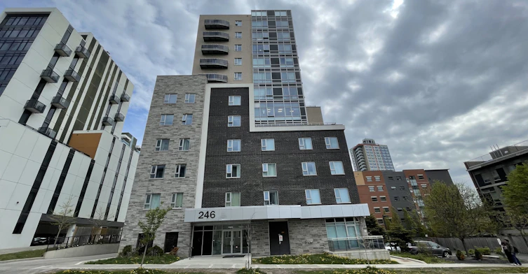 602-246 Lester Street, Waterloo, ON, N2L 3W5