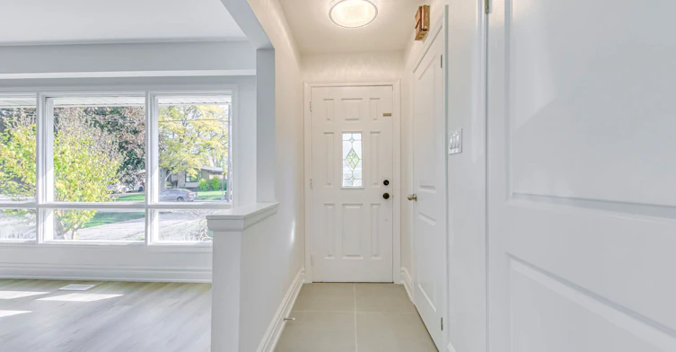 146 Manning Avenue, Hamilton, ON, L9A 3G2 - 2