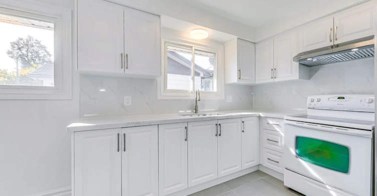 146 Manning Avenue, Hamilton, ON, L9A 3G2 - 9
