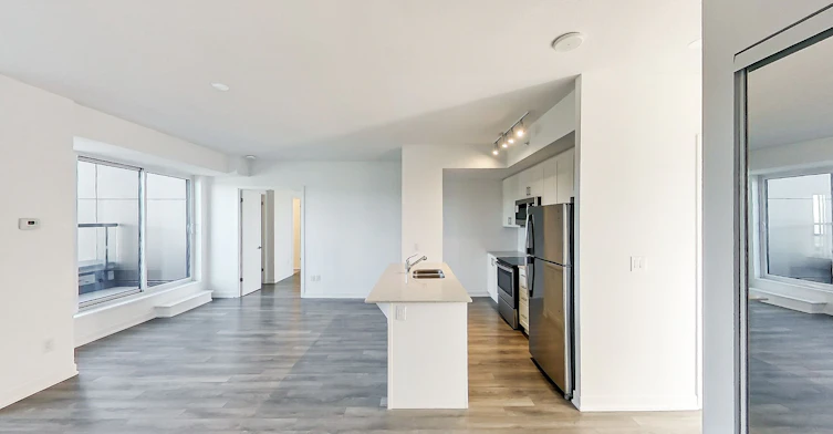 1001-550 North Service Road, Grimsby, ON, L3M 0H9 - 2