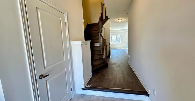 10 Sapphire Way, Thorold, ON, L2V 0L4 - 4