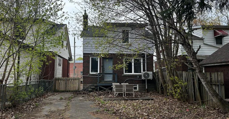 2ND RM 1-46 Arnold Street, Hamilton, ON, L8S 1R4 - 27