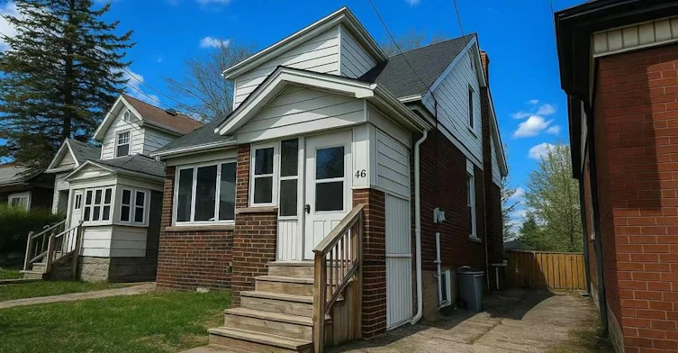2ND RM 3-46 Arnold Street, Hamilton, ON, L8S 1R4