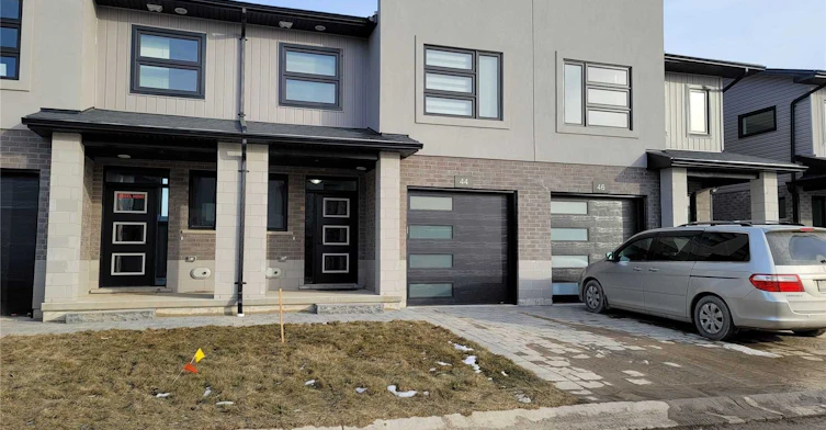 44-3380 Singleton Avenue, London, ON, N6L 0E8 - 2