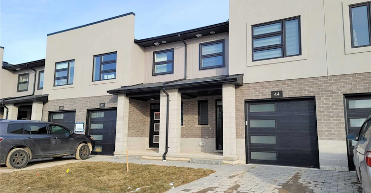44-3380 Singleton Avenue, London, ON, N6L 0E8
