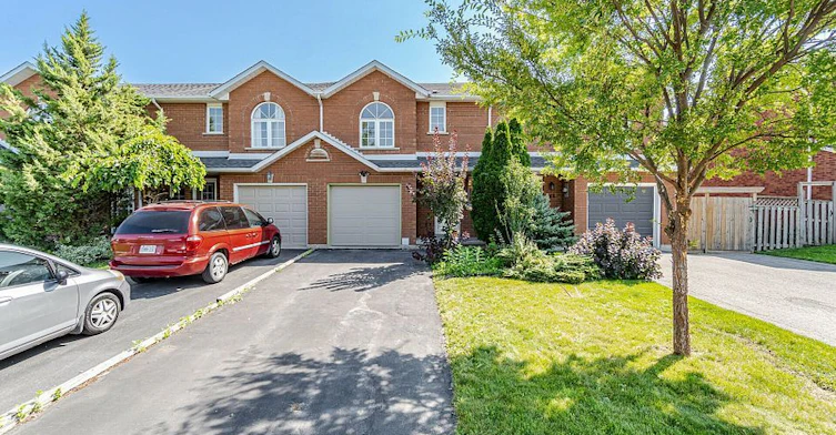 63 Pinewoods Drive, Hamilton, ON, L8J 2T6