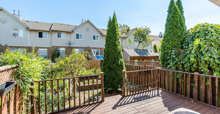 63 Pinewoods Drive, Hamilton, ON, L8J 2T6 - 17