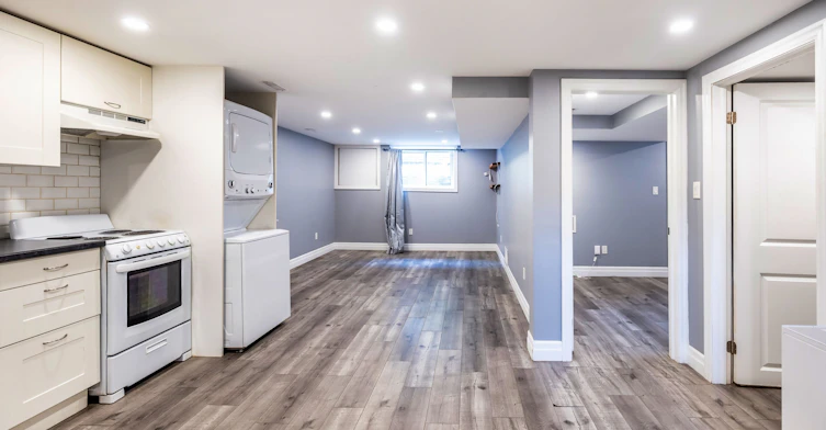 2-1041 Barnardo Avenue, Peterborough, ON, K9H 5W9 - 2