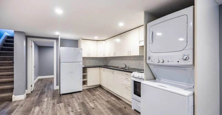 2-1041 Barnardo Avenue, Peterborough, ON, K9H 5W9 - 4